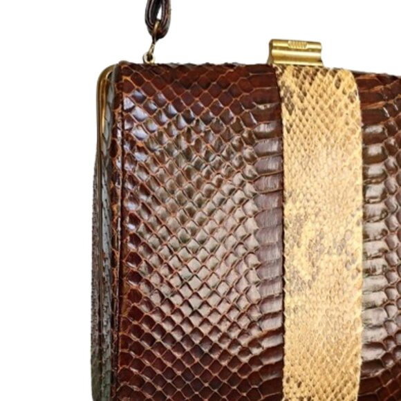 1950s Vintage Dark Brown Snakeskin Box Shape Handbag With Python Stripe Accent - Picture 4 of 6